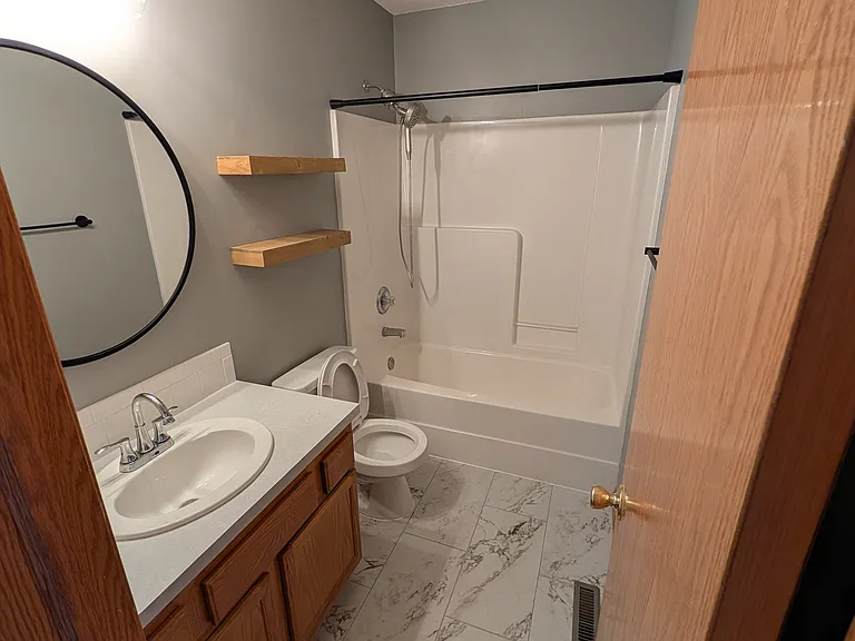 W Ryan Pl — Photo 12