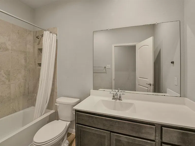 31106 Durham Creek Ct — Photo 35