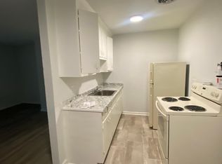 W.R. Cropper Apartments, Carrollton, VA 23314