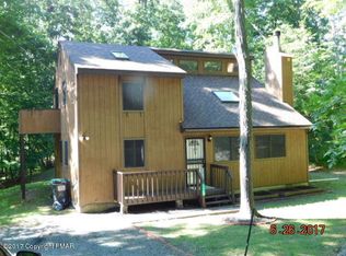 2008 Forest Lake Dr, East Stroudsburg, PA 18302