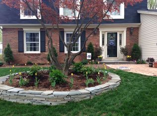 9119 Rockefeller Ln, Springfield, VA 22153