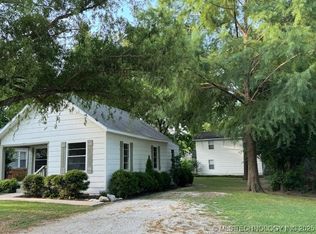 821 E 7th St, Ada, OK 74820