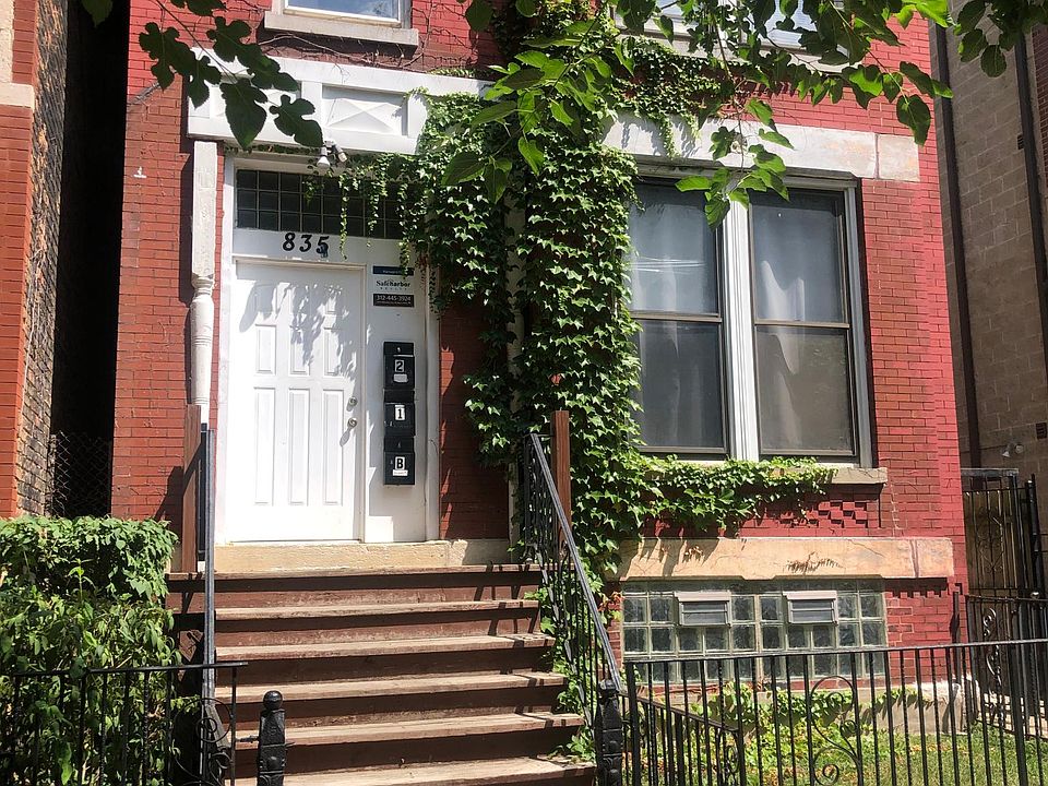 1st image of 835 N Paulina St