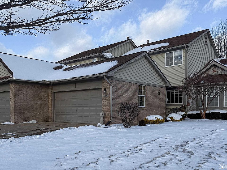 1st image of 22901 Woodcreek Dr