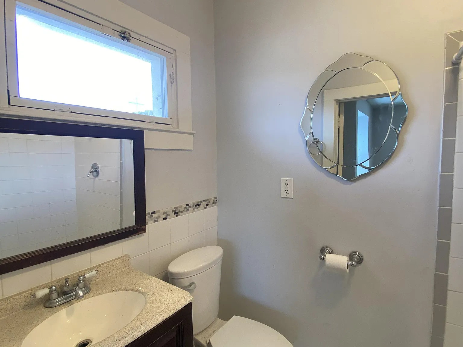 3830 Warwick Boulevard - 2B - 2B — Photo 4