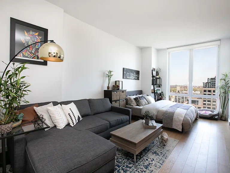 42-20 24th St #11B — Photo 1