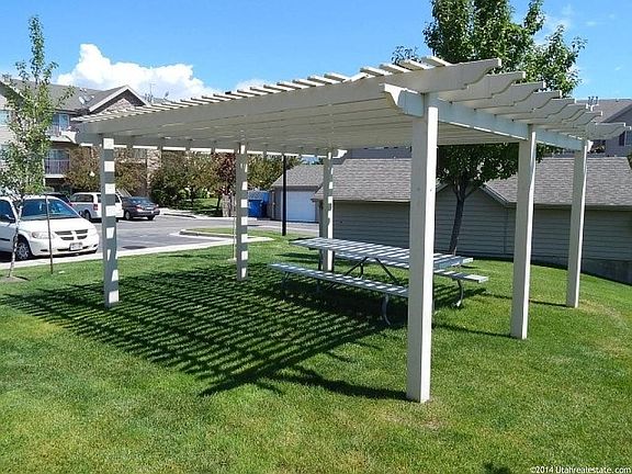 4th image of 1456 W Westbury Way #4
