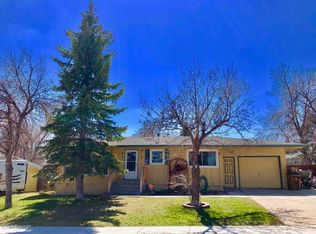 410 Circle Dr, Gillette, WY 82716