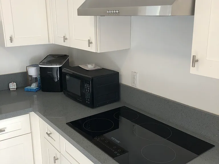 Kitchen - Cooking Space