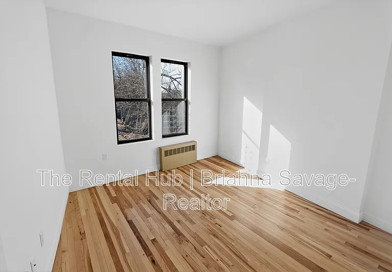91 Elm St — Photo 1