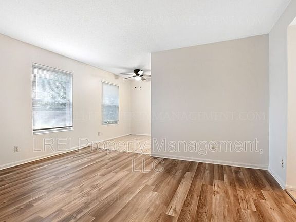 2nd image of 4405 Kern Ct APT 3