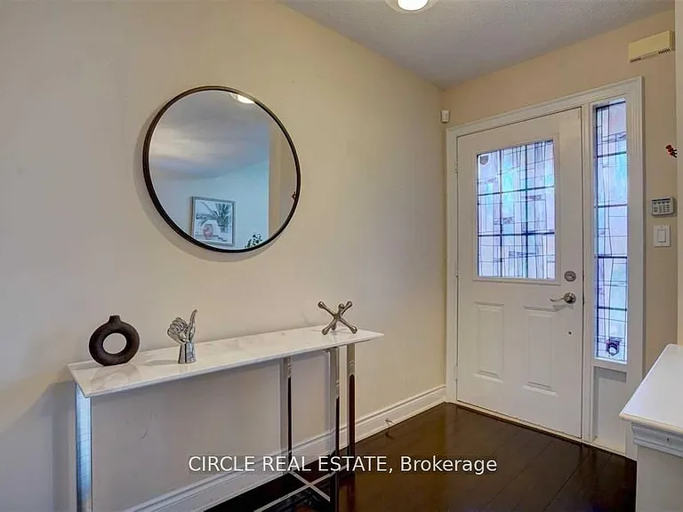 2971 Westoak Trails Blvd #UPPER PORTION — Photo 2