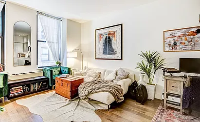 Rented by Mayell LLC