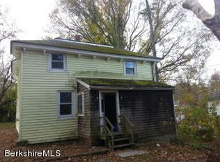 21 Jubilee Ter, Pittsfield, MA 01201