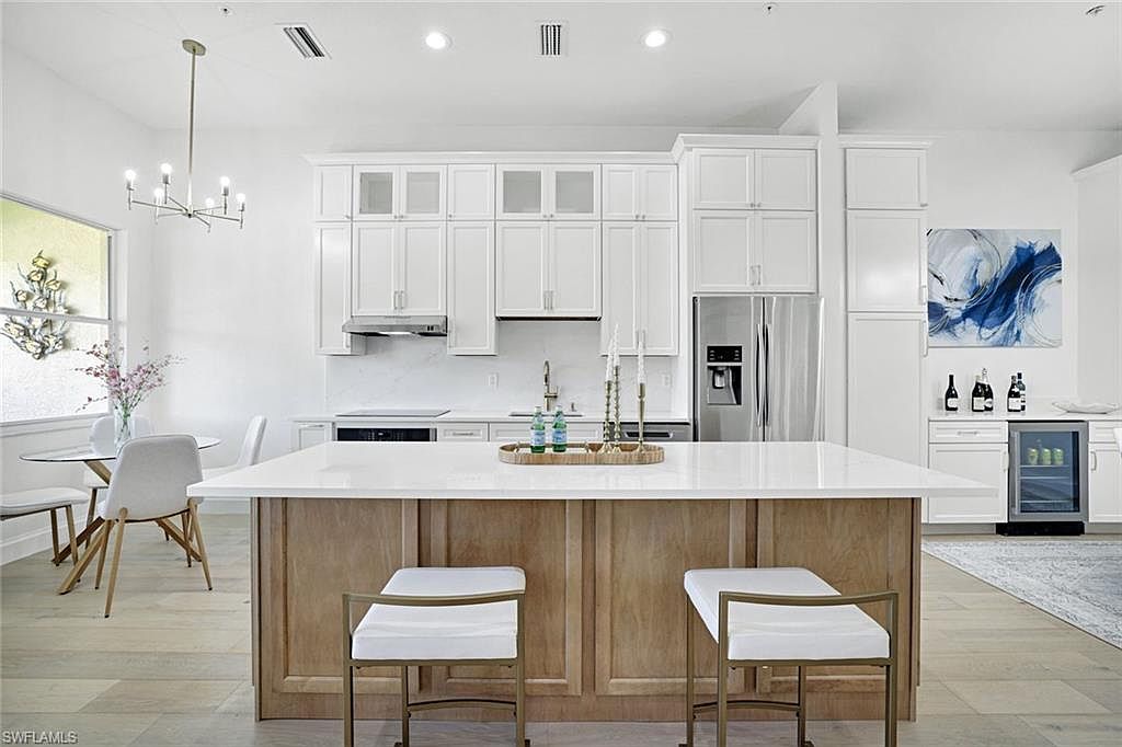 630 Lalique CIR #506