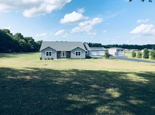 856 Cardinal Rd, Carbondale, IL 62901