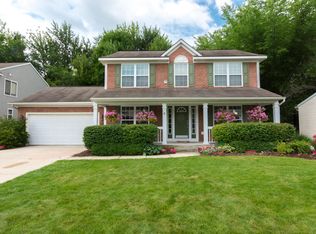 5875 W Grove Dr SE, Kentwood, MI 49512