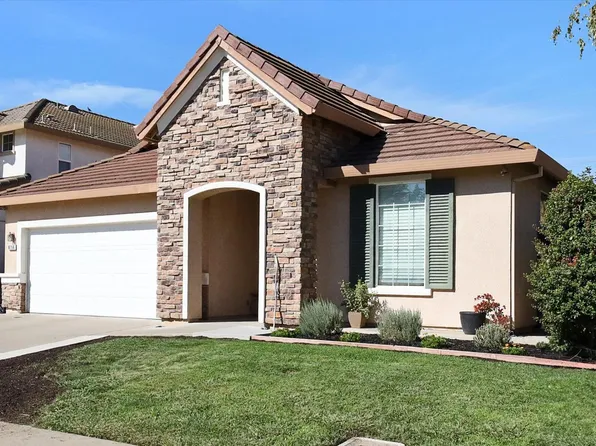 8256 Rivallo Way, Sacramento, CA 95829
