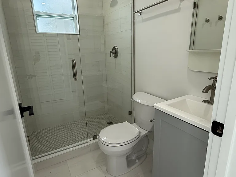 5909 S Dixie Hwy #B — Photo 4