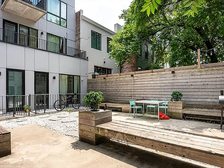 1499 Jefferson Ave #1F — Photo 13