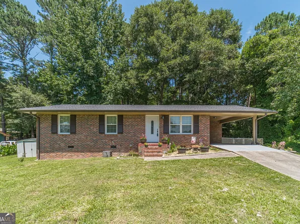 140 E Wright St, Winder, GA 30680
