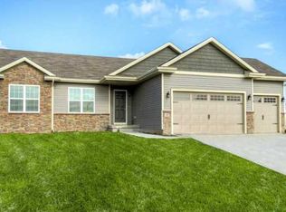 803 W Scenic Valley Dr, Indianola, IA 50125