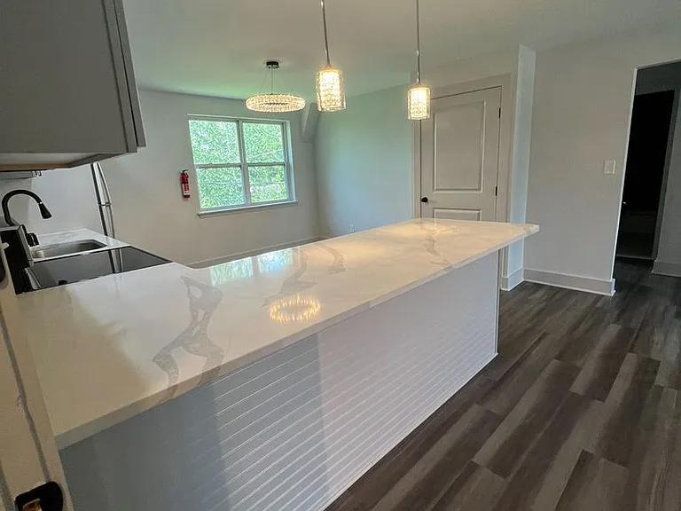 West Gate Apartments — Photo 16