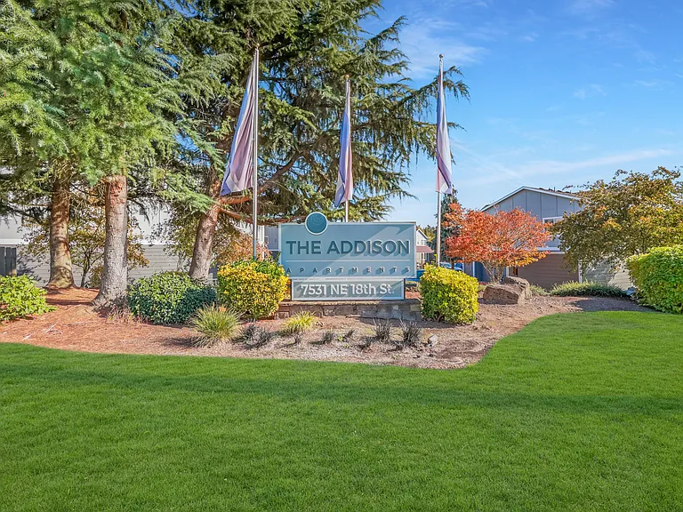 The Addison Apartments — Photo 28