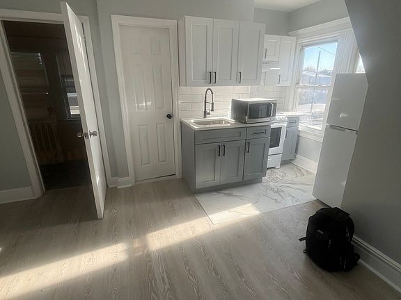5th image of 232 Park Ave #3R