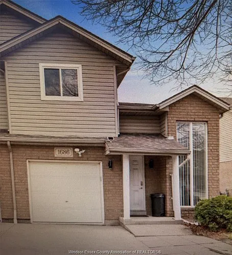 1686 Fieldcrest Ln Photo 1