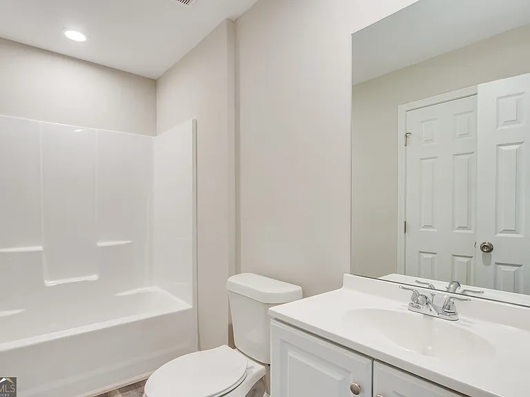 117 Lyla Ln — Photo 17