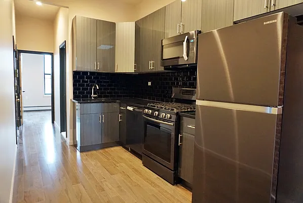 Rented by Purple Stone Realty LLC | media 2