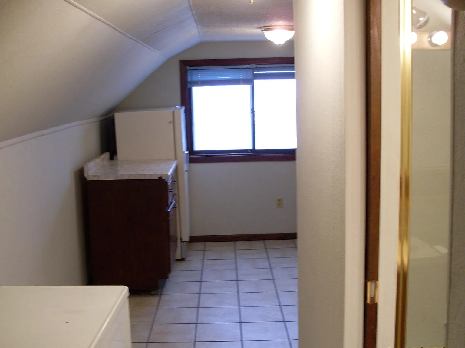 1 bed, $750 — Photo 2