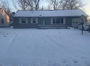 5713 SW 14th St, Topeka, KS 66604