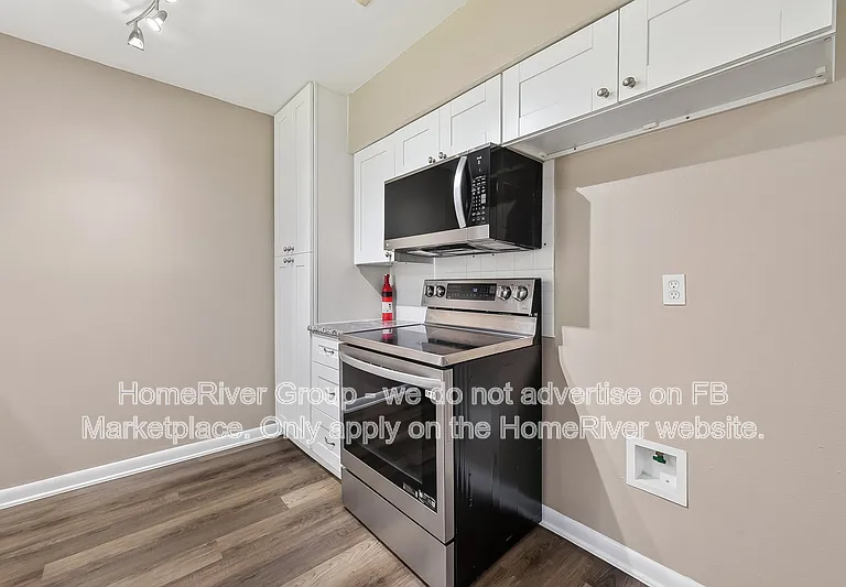 12002 Hillcroft Ave — Photo 13