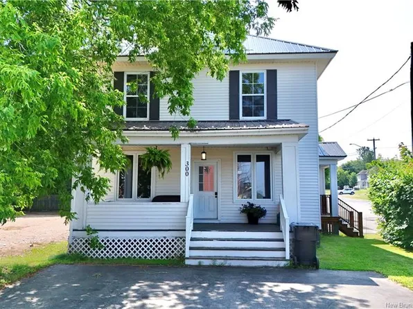 515 Murray Ave, Bathurst, NB E2A 1T8