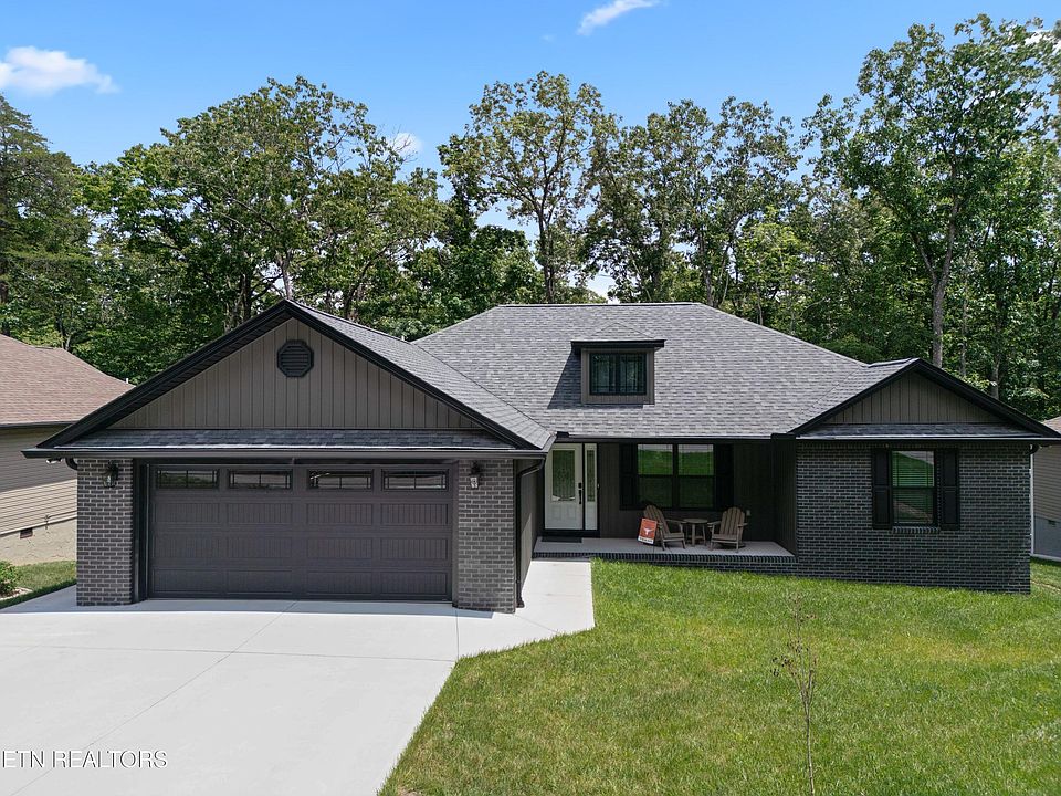 1st image of 678 Saint George Dr
