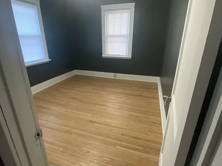 510 4th Ave — Photo 3