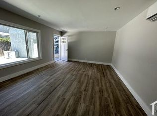 7337 Woodley Ave #2, Van Nuys, CA 91406