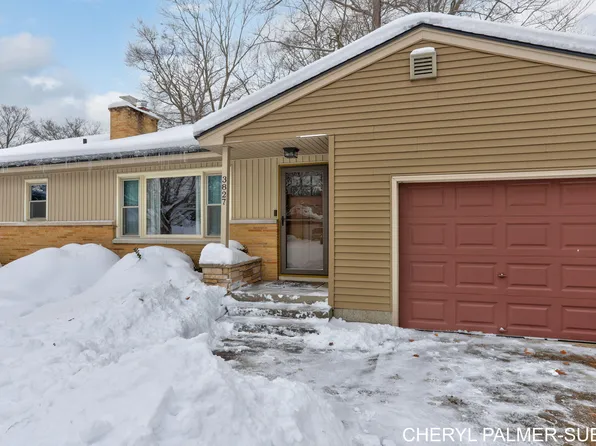 3827 Michael St, Muskegon, MI 49444