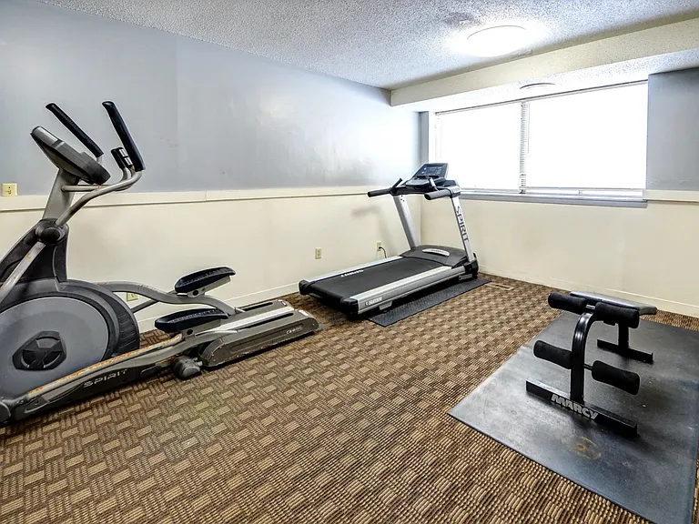 Victoria Flats Roseville — Photo 29