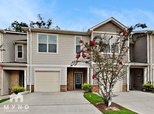 3413 Sumersbe Ct, Atlanta, GA 30349