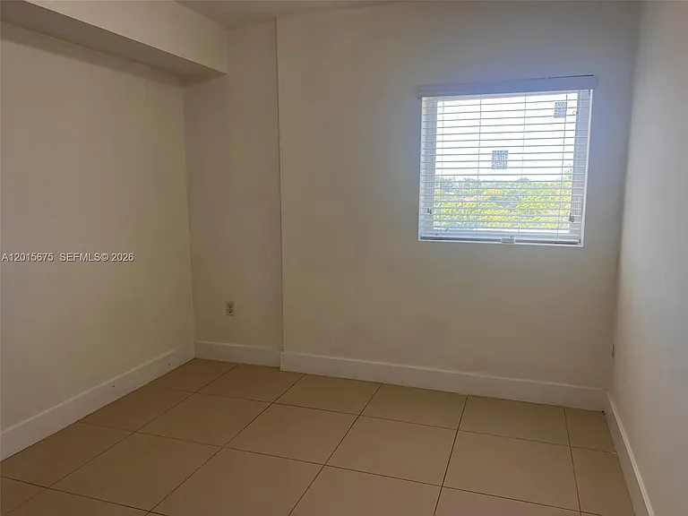 2300 NW 7th St #304 — Photo 10