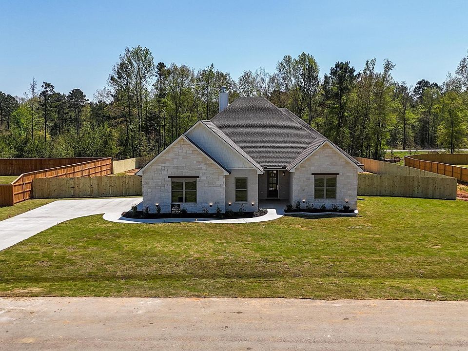 1st image of 20964 Patriot Cir