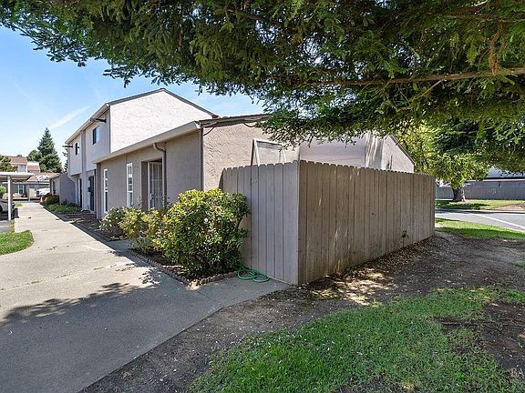 2nd image of 15 El Cerrito Court