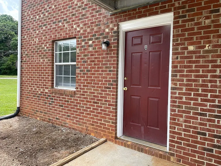 235 E Dameron Ave #X — Photo 28