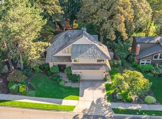 4217 Albert Cir, Lake Oswego, OR