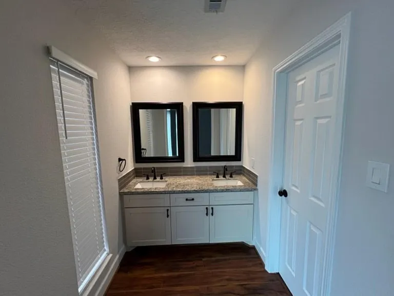 967 Memorial Village Dr #91 — Photo 6