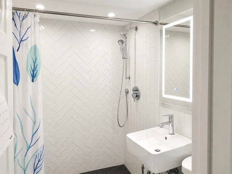 147 Winthrop Rd #2 — Photo 6