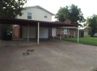 703 N 5th St, Marlow, OK 73055